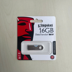 USB 2 Kingston DataTraveler SE9